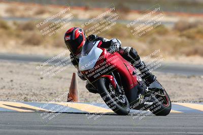 media/Mar-13-2022-SoCal Trackdays (Sun) [[112cf61d7e]]/Turn 4 (145pm)/